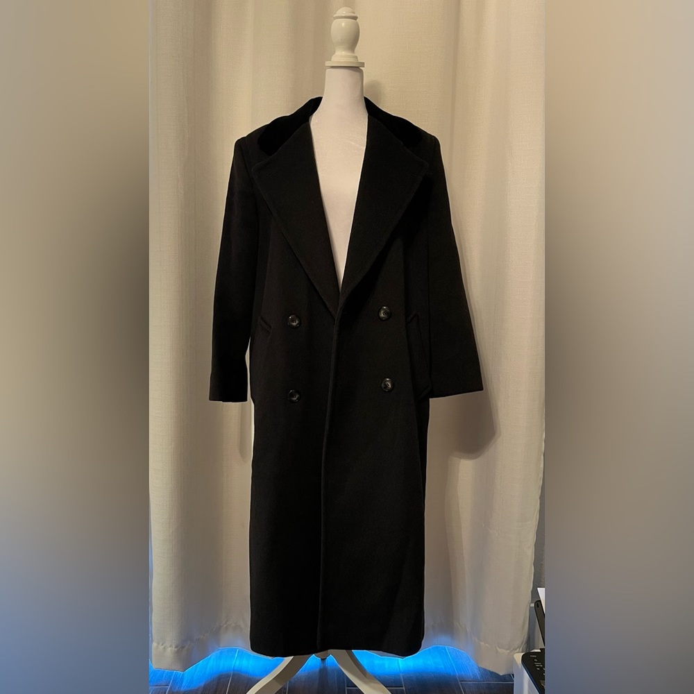 Vintage Karen double breasted wool pea coat with velvet trim collar